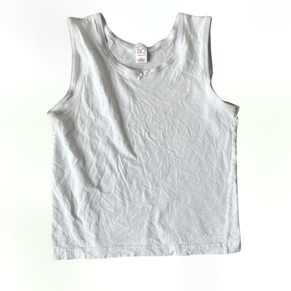 vintage y2k white cami/tank top with dainty bow + lace details